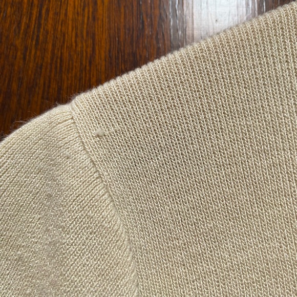 Asymmetrical long cream sweater with side slit - Picture 5 of 5